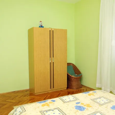 Apartment Apartments With A Parking Space Privlaka, Zadar - 667